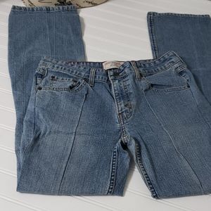 Vintage womens Levi's With Pleat Down The Front